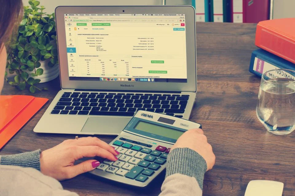 Sua PME Está Subcapitalizada? Os Sinais Que o Dashboard Financeiro Revela Antes da Crise